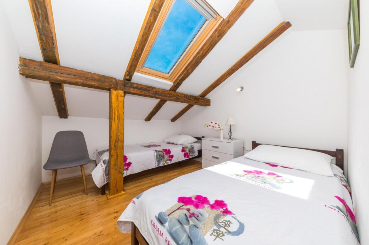 Apartment Nina Stobreč Buitenkant foto